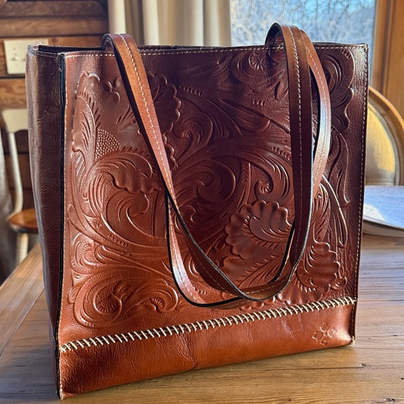 Patricia Nash Handbags - Patricia Nash Hand-Tooled Chestnut Leather Tote